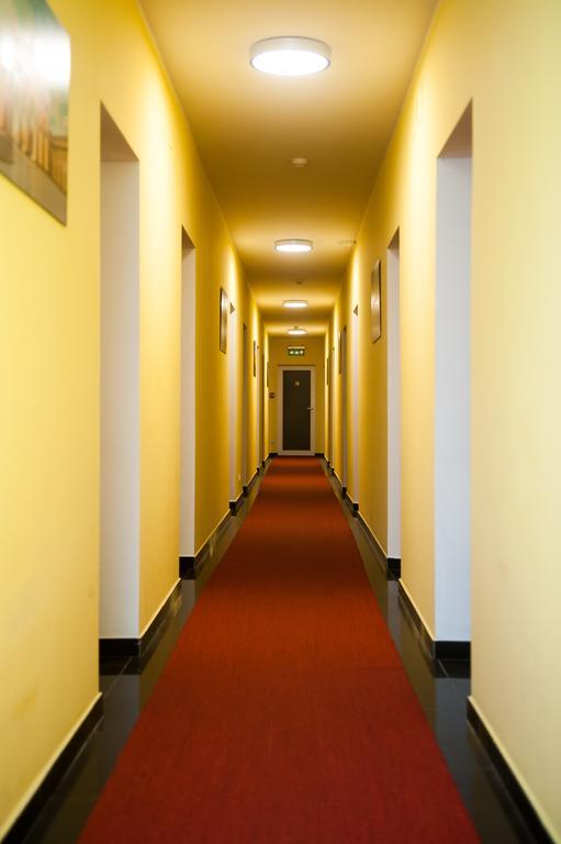 Aparthotel Christie เบอร์ลิน ภายนอก รูปภาพ