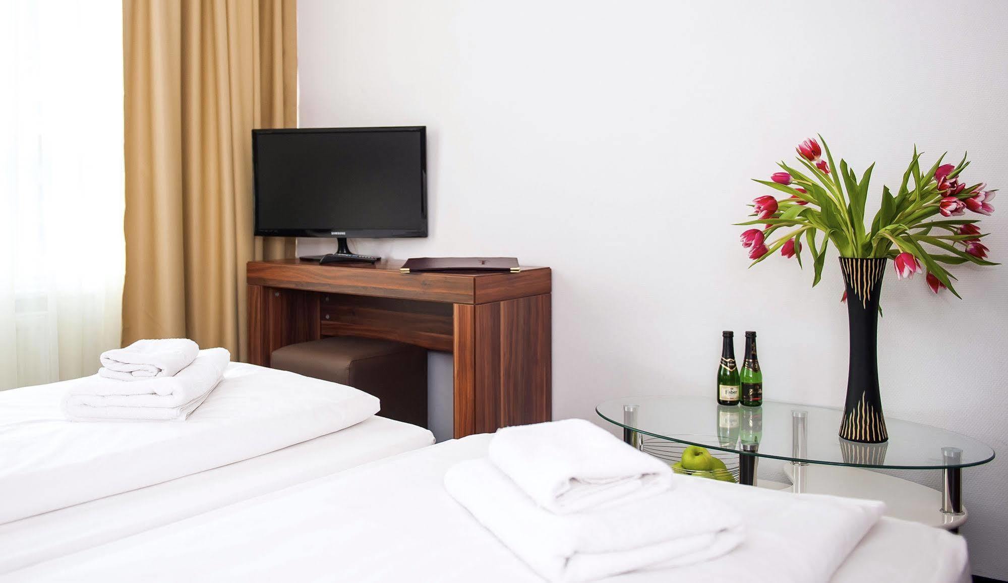 Aparthotel Christie เบอร์ลิน ภายนอก รูปภาพ